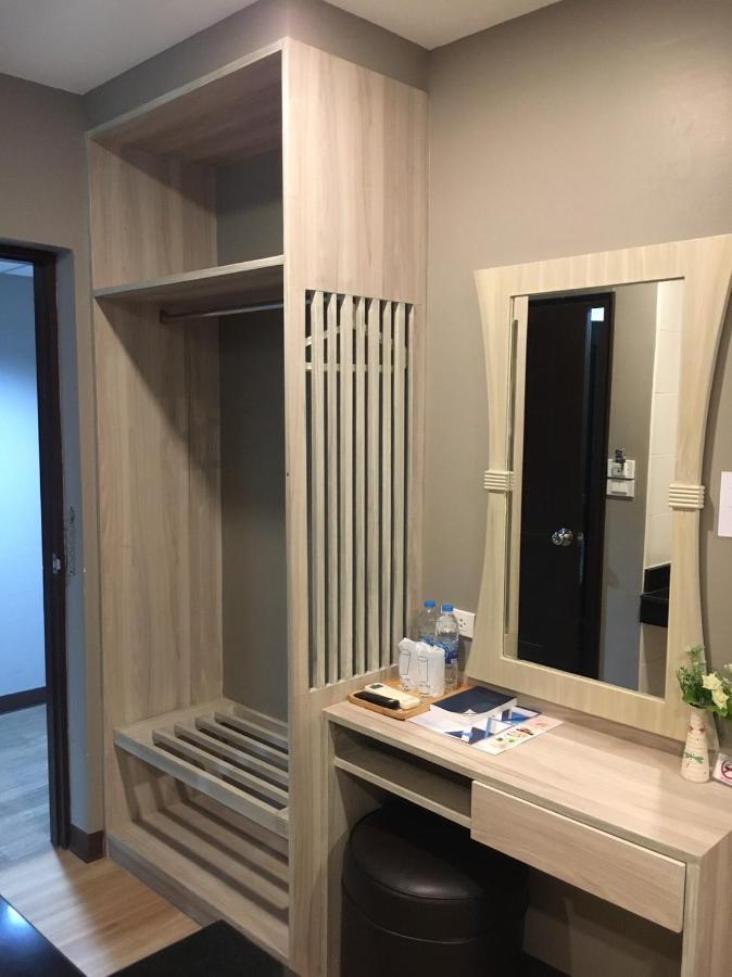 Ywca Hotel Μπανγκόκ Εξωτερικό φωτογραφία