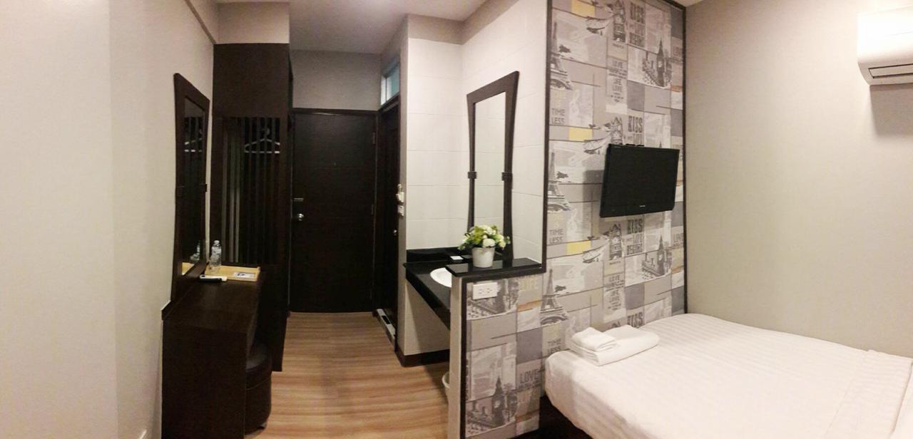 Ywca Hotel Μπανγκόκ Εξωτερικό φωτογραφία
