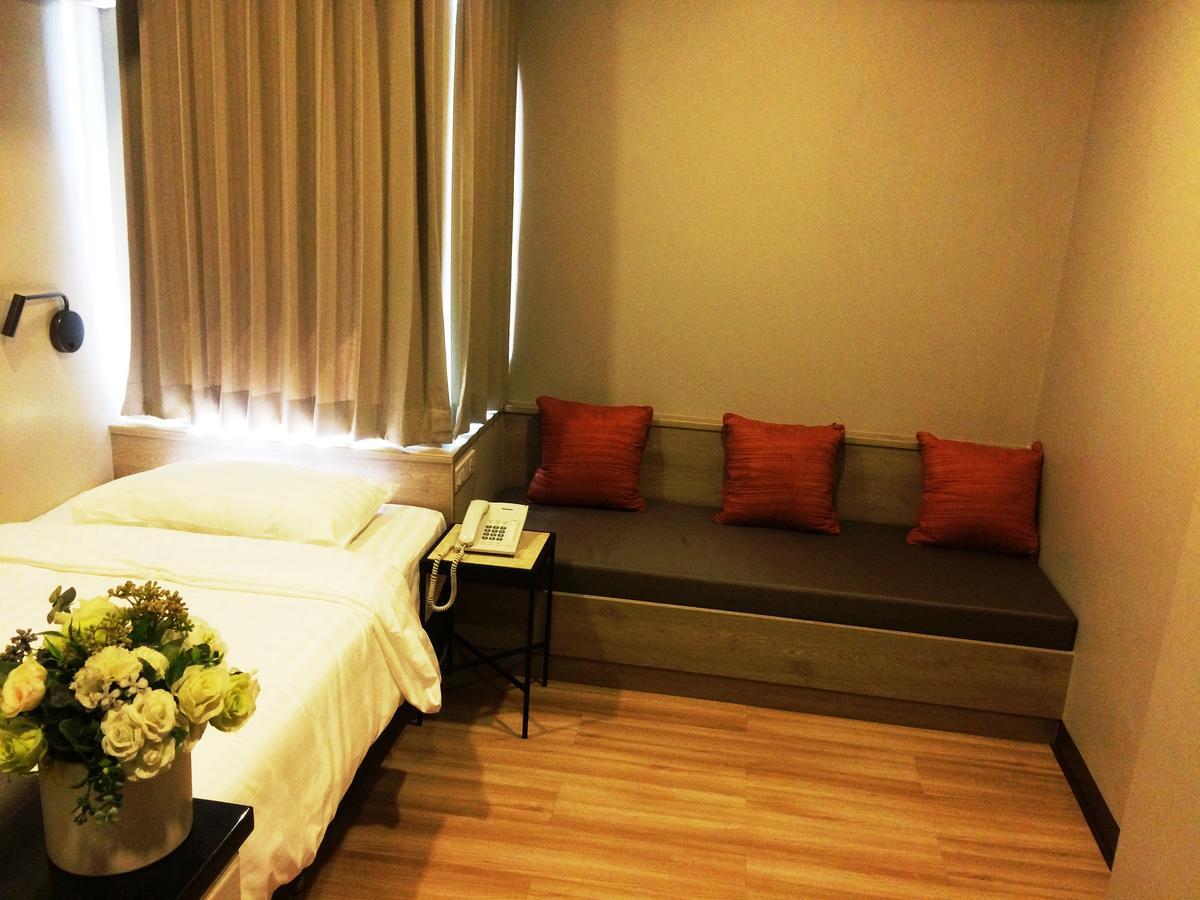Ywca Hotel Μπανγκόκ Εξωτερικό φωτογραφία